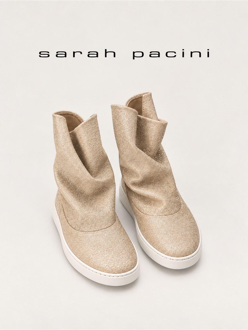 SARAH PACINI 🏛️ | Sculptural Metallic Boot